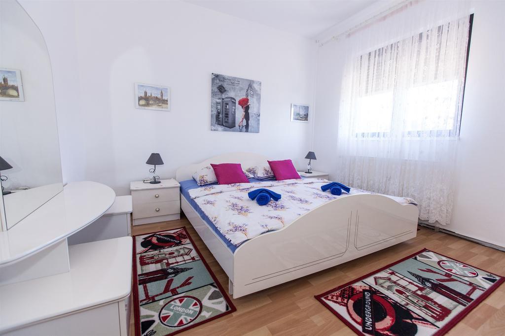 Apartments Vita نوفي فينودولسكي الغرفة الصورة