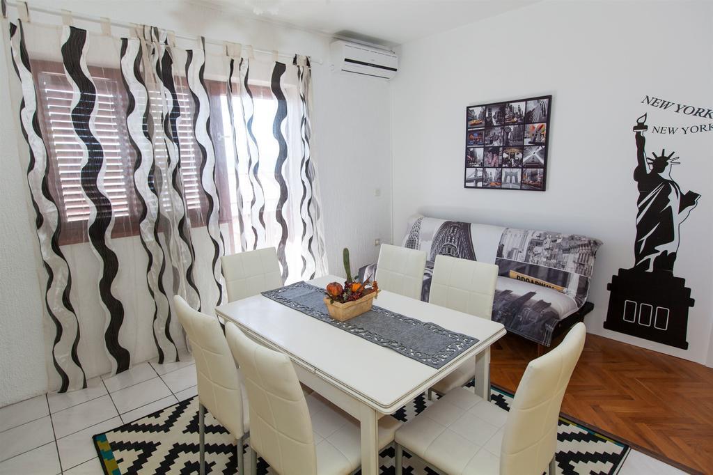 Apartments Vita نوفي فينودولسكي الغرفة الصورة